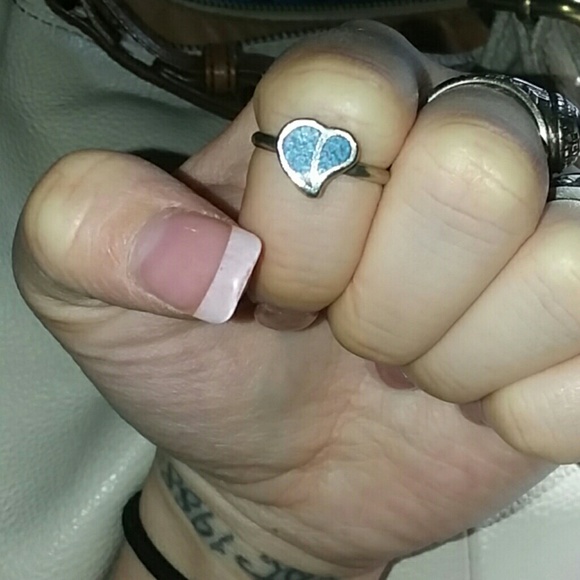 Ring - Picture 2 of 4